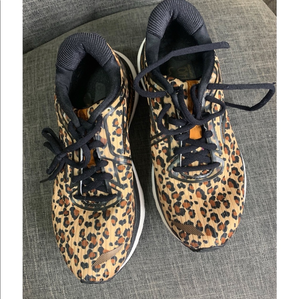 Brooks adrenaline sneakers